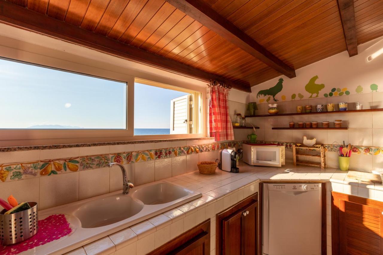 Vacanze Al Mare Patrizia'S Sweet Home Terme Vigliatore Bagian luar foto
