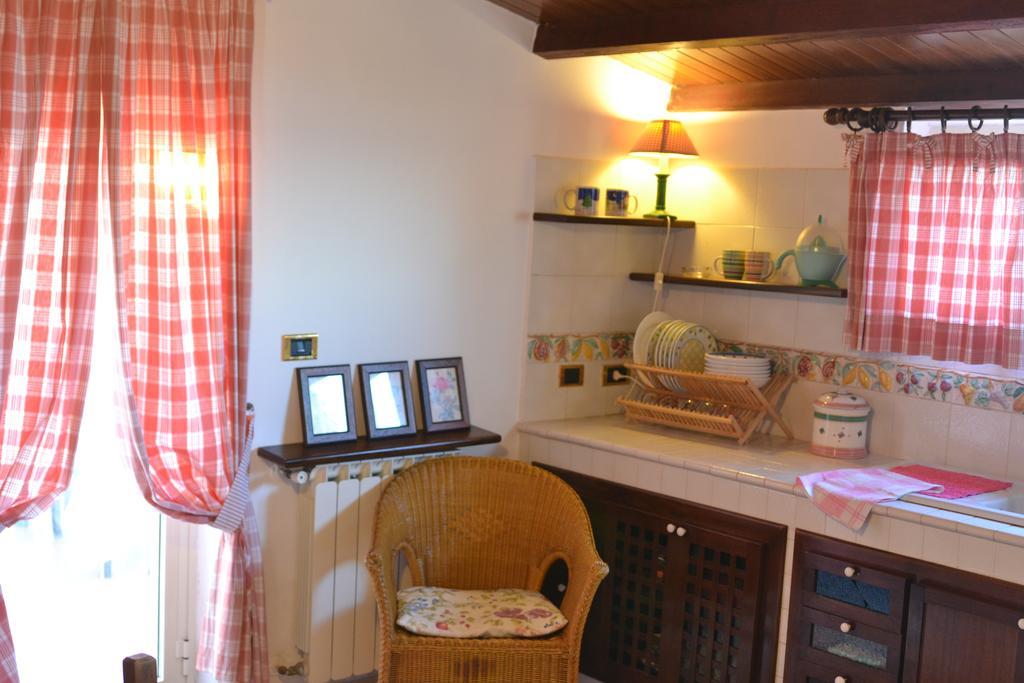 Vacanze Al Mare Patrizia'S Sweet Home Terme Vigliatore Ruang foto