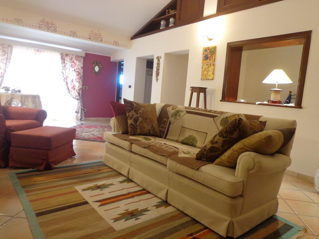 Vacanze Al Mare Patrizia'S Sweet Home Terme Vigliatore Ruang foto