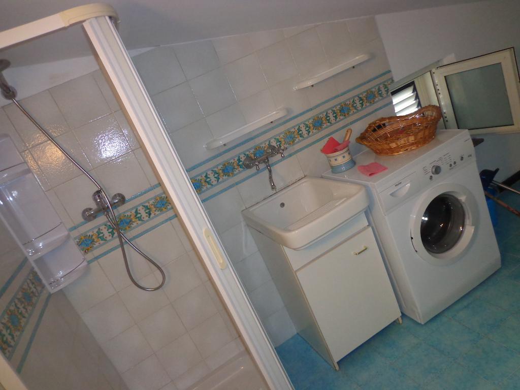 Vacanze Al Mare Patrizia'S Sweet Home Terme Vigliatore Ruang foto